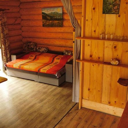 Bungalow In Mauntains With Chan Near The Forest Slavske Dış mekan fotoğraf