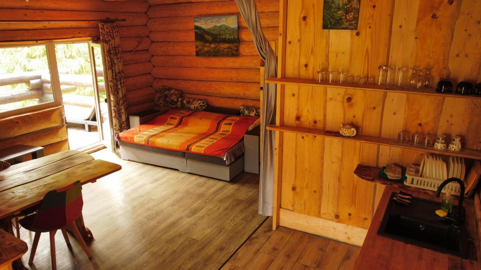 Bungalow In Mauntains With Chan Near The Forest Slavske Dış mekan fotoğraf